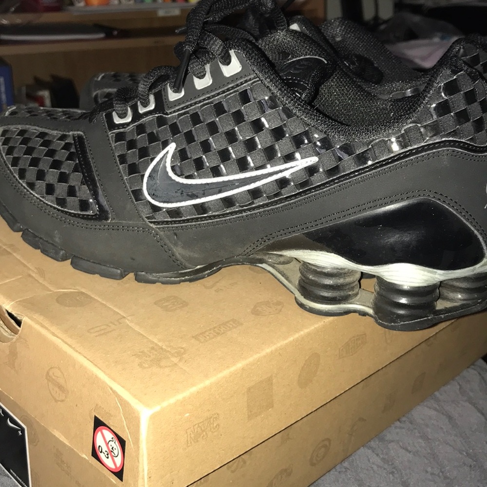 Black Sneakers